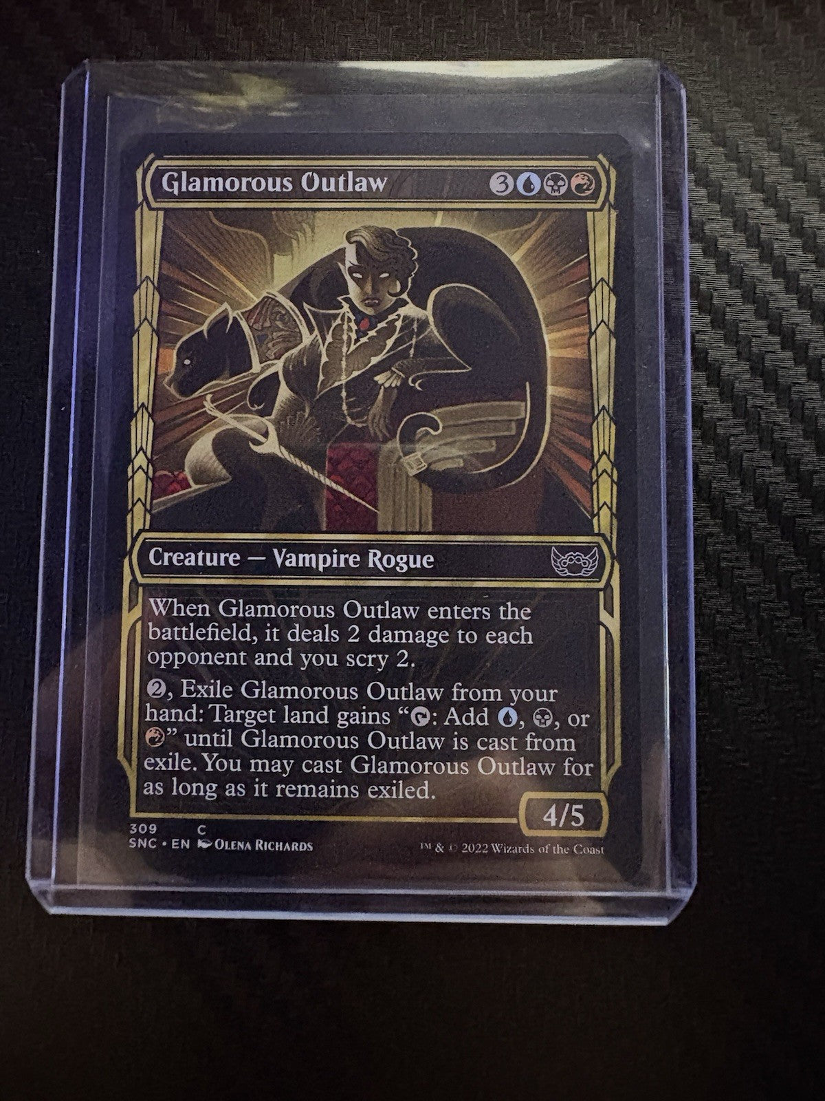 MTG- Glamorous Outlaw- Showcase- Streets Of New Capenna- NM